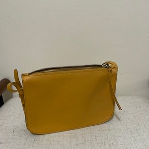 Madewell The simple crossbody bag